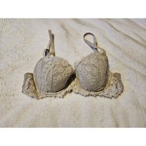 EUC Victorias Secret Dream Angels Lined Demi Lace Light Gray Bra Size 34B